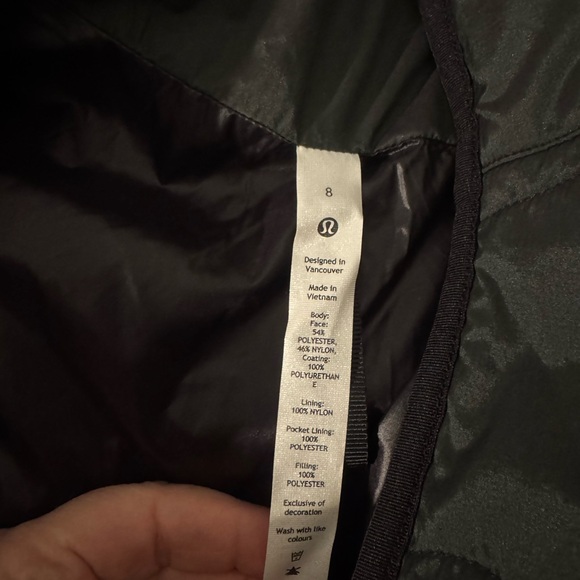 EUC lululemon athletica Two-Tone Mixed Media Puffer Quarter Zip Jacket 8 Medium - Picture 3 of 5